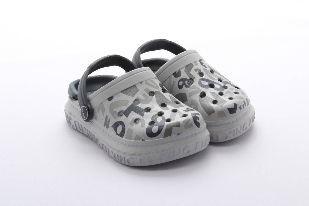 Обувь пляжная