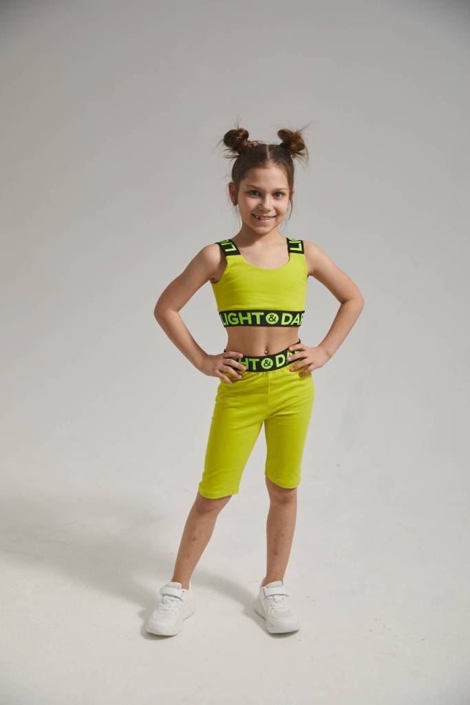 Костюм (топ/велосипедки)