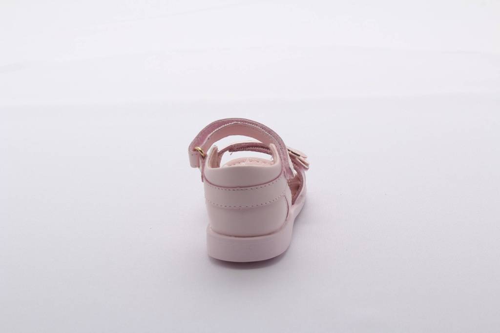 Сандалии открытые