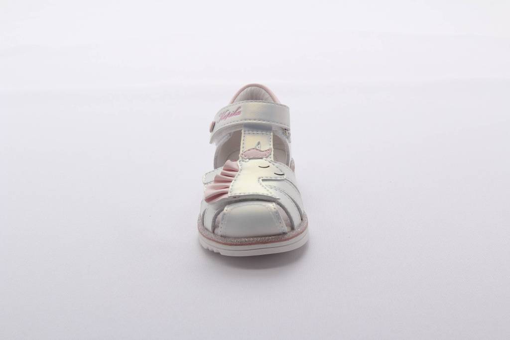 Сандалии закрытые