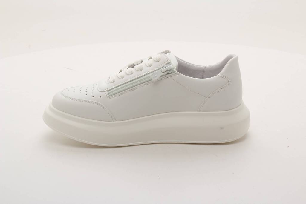 Полуботинки