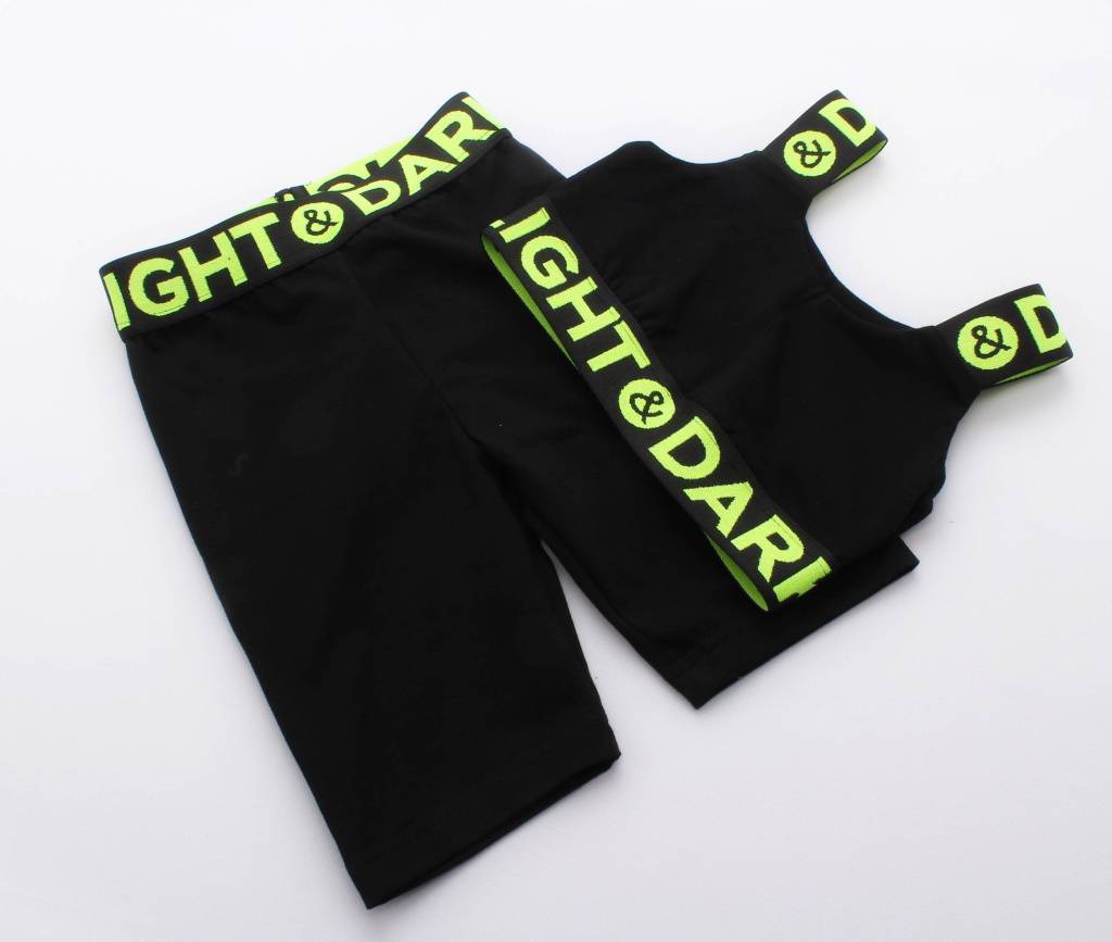 Костюм (топ/велосипедки)