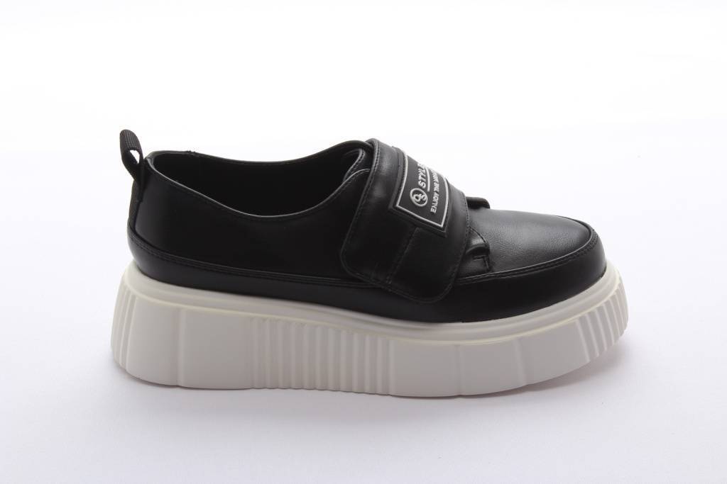 Полуботинки