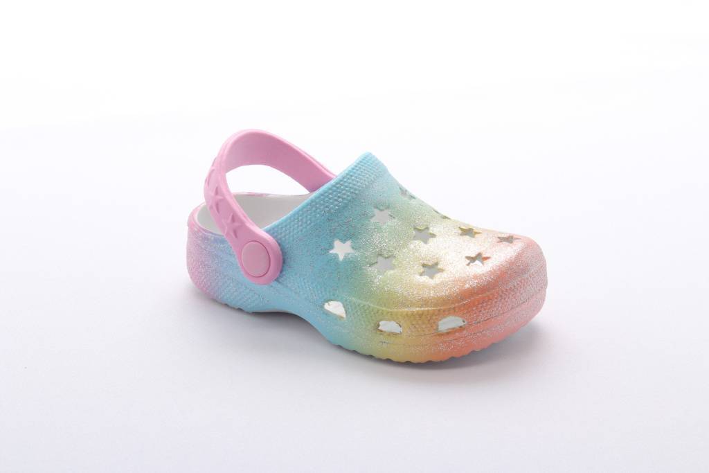 Обувь пляжная